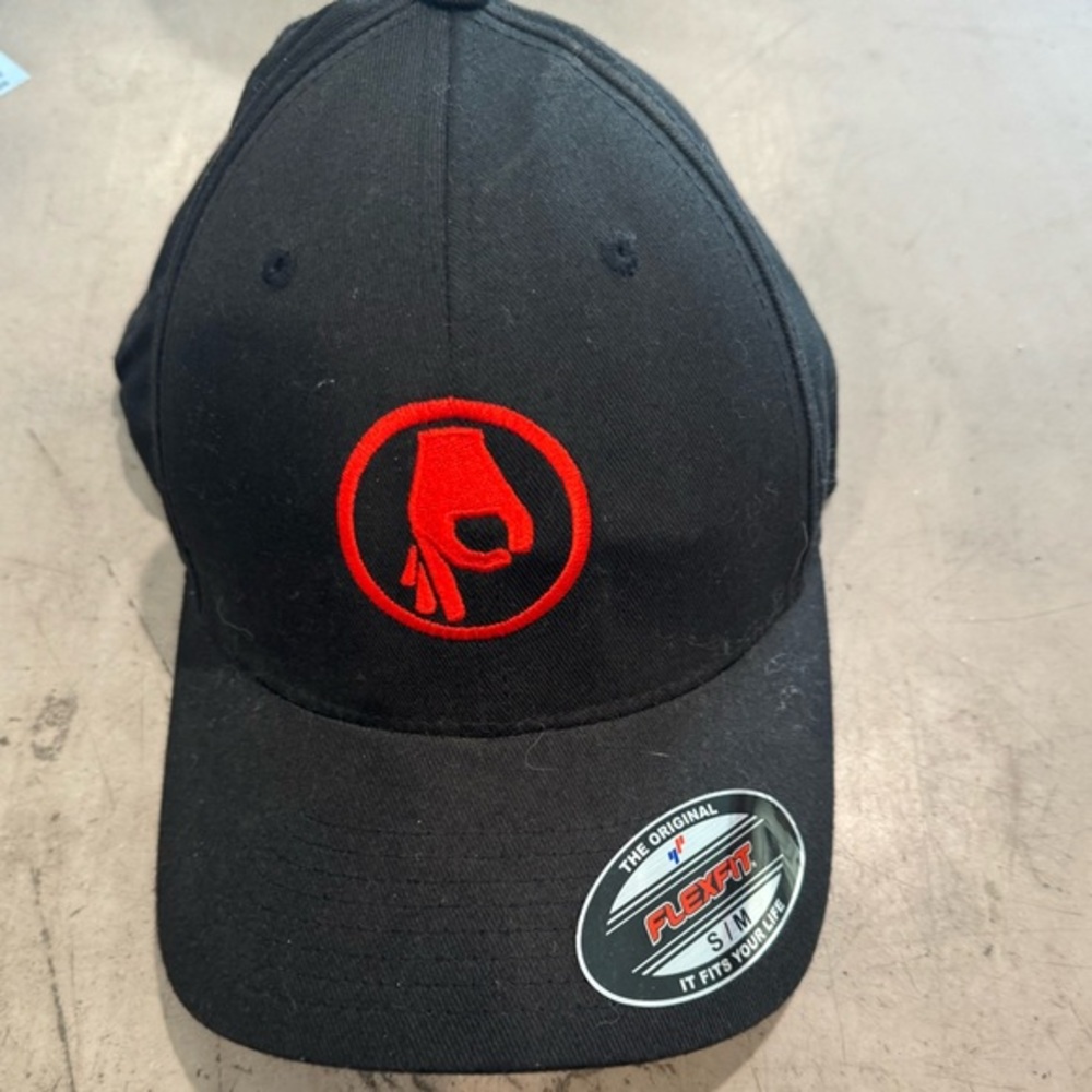 FLEXFIT fin black hat with red logo/unisex but listed under mens- see pic4 more